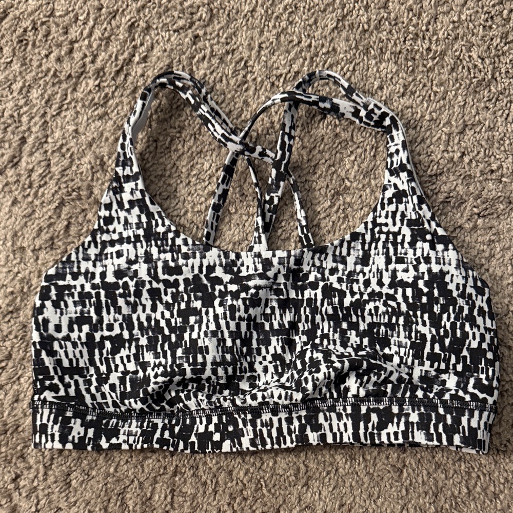 Lulu-B Monochrome Patterned Sports Bra